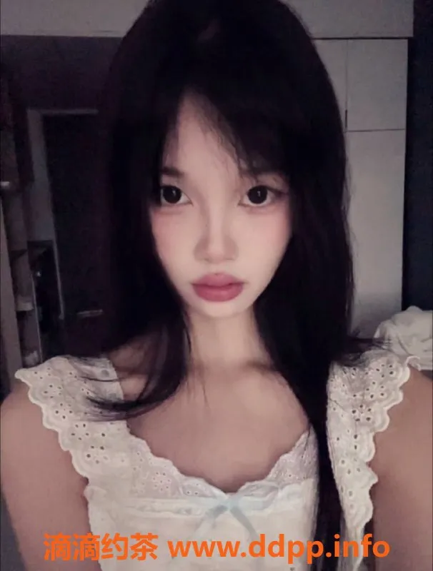 深圳楼凤-龙华嫩妹月月，800元超值享受！