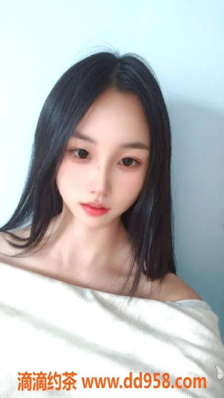 广州楼凤资源信息,天河嫩妹小柔，600元舌吻服务体验