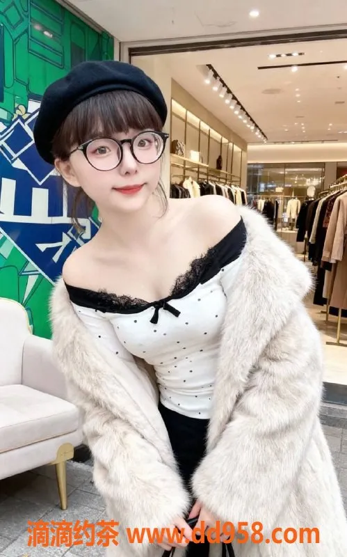 深圳楼凤资源信息,罗湖嫩妹心心，800P起，甜蜜服务等你来体验！