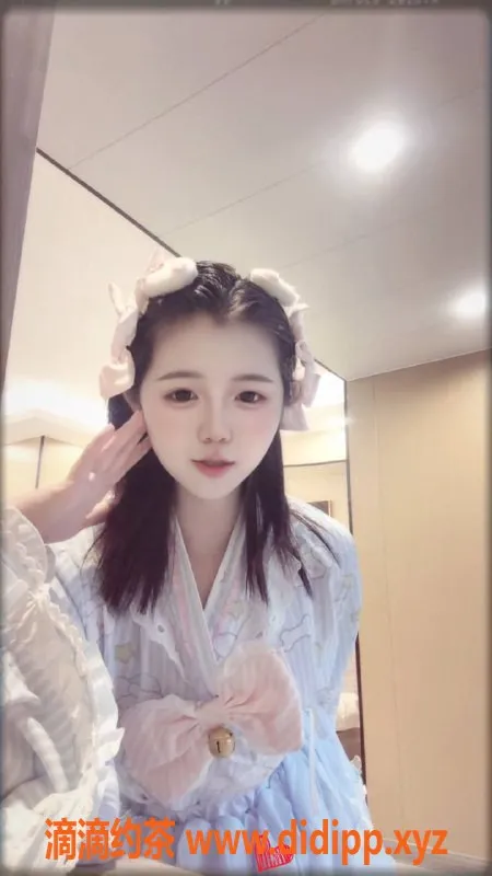 深圳楼凤资源信息,南山嫩妹半安，900P起，舌吻制服体验