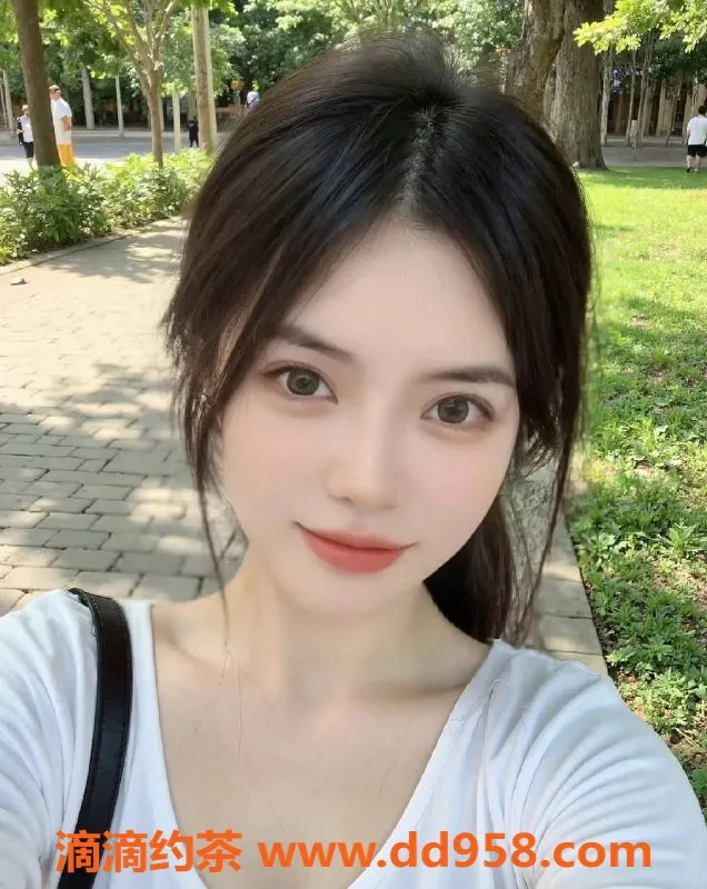 广州楼凤-南山嫩妹Lucky，3000元1小时尽享SM服务