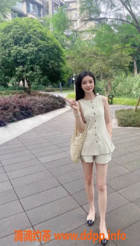 广州楼凤-南山嫩妹Lucky，3000元1小时尽享SM服务