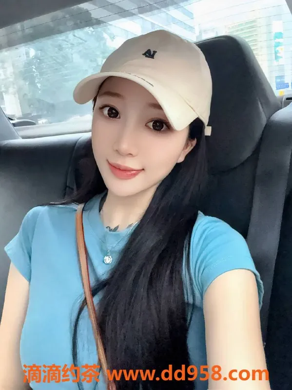 深圳楼凤-南山陈思思 22岁大胸美女 166cm 46kg 服务项目多样