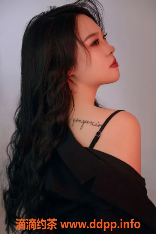 广州楼凤-越秀区22岁柒柒，160cm102斤，专业服务