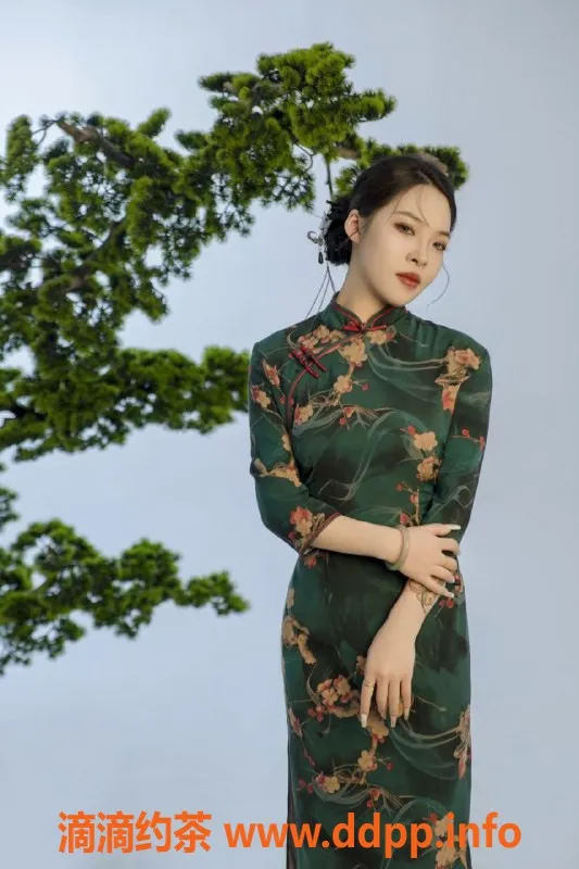 广州楼凤-越秀区22岁柒柒，160cm102斤，专业服务