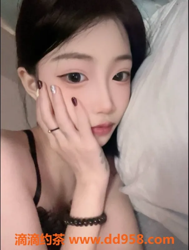 深圳楼凤-南山豚豚：171cm、43kg、18岁嫩妹，火热服务！