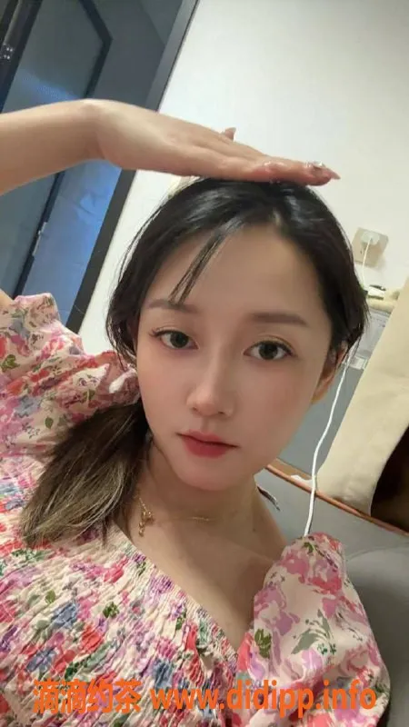 深圳楼凤-福田冰冰，茶费600P，服务热情亲切