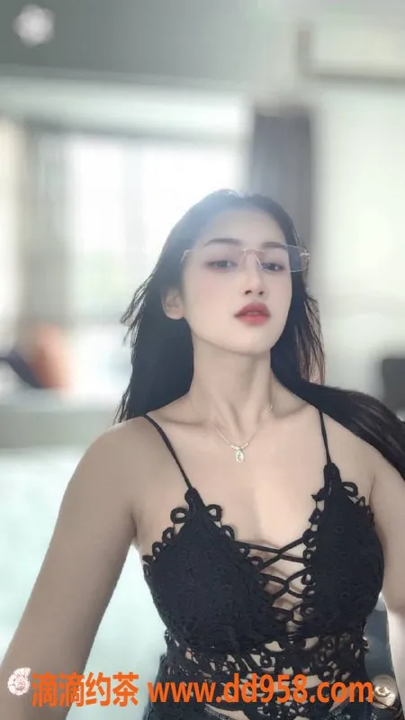 广州楼凤-海珠区22岁瑶瑶，甜美嫩妹，服务多样