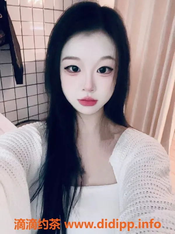 深圳楼凤-龙华嫩妹李圆圆，800P起，热情服务