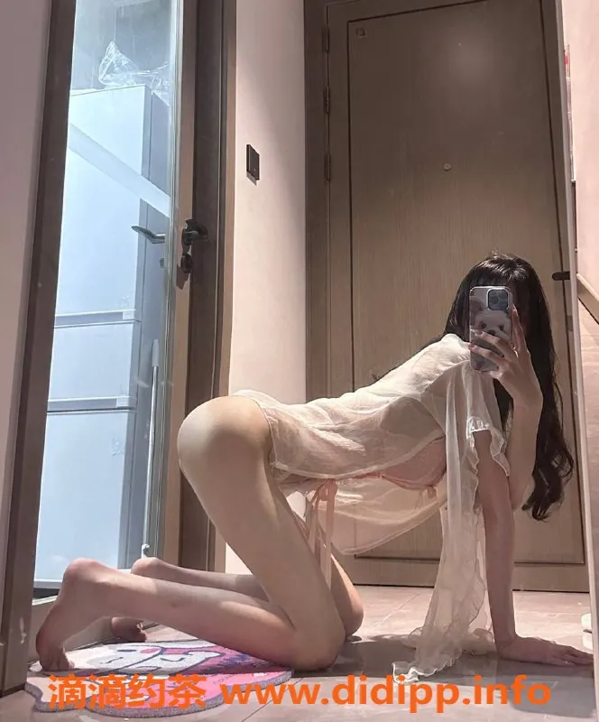 深圳楼凤资源信息,龙岗柒柒，788元，诱惑服务来袭！