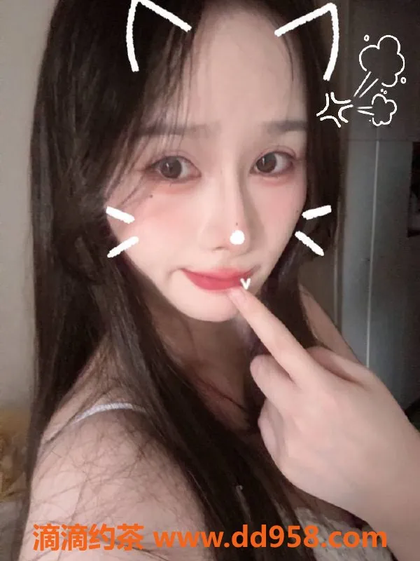 深圳楼凤-南山兮兮，23岁165cm，55kg，800元起服务