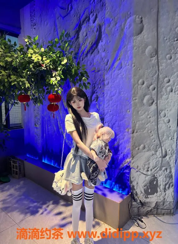 广州楼凤-南海区可馨，162长腿嫩妹，服务多样