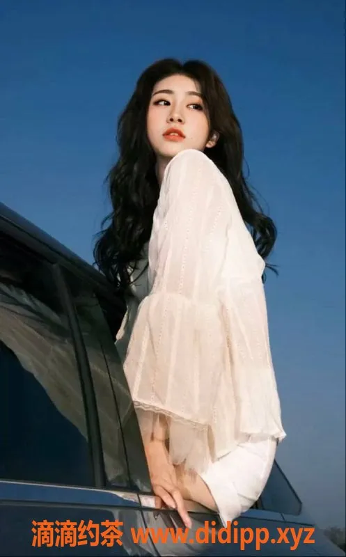 上海楼凤-静安雪饼福利拍卖，价1400P，抢名额！