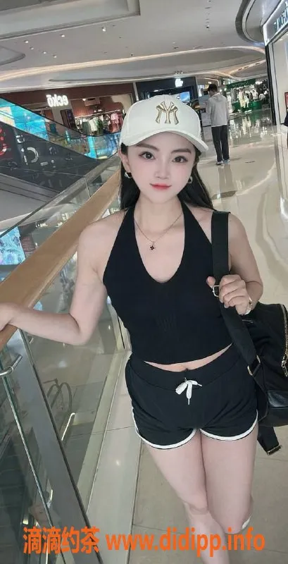 广州楼凤-白云御姐宝儿，600元起热情服务