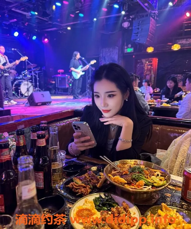 广州楼凤-天河区沐沐，162cm B罩杯，服务多样