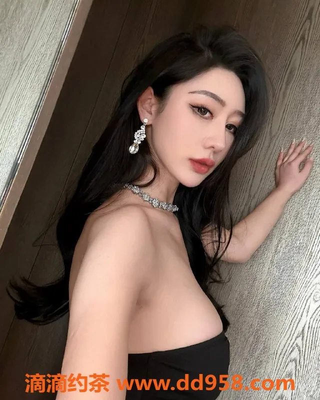 深圳楼凤-福田沙尾苏沫，24岁169cm长腿美女，2000起价