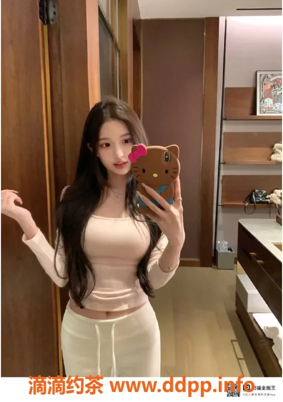 赣州楼凤-18岁极品女神忆瑶，身高166cm，价格700元全套