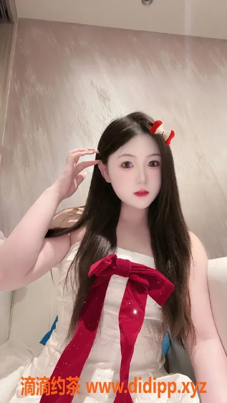 深圳楼凤-罗湖朵朵，19岁，166cm，54kg，服务多样