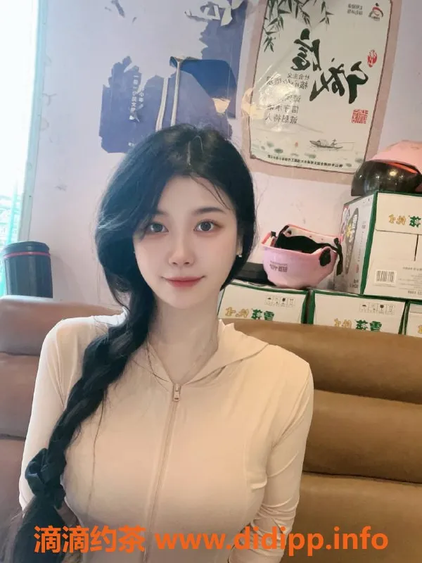 广州楼凤-南海区嫩妹南嘉，165cm C罩杯，专享甜美服务