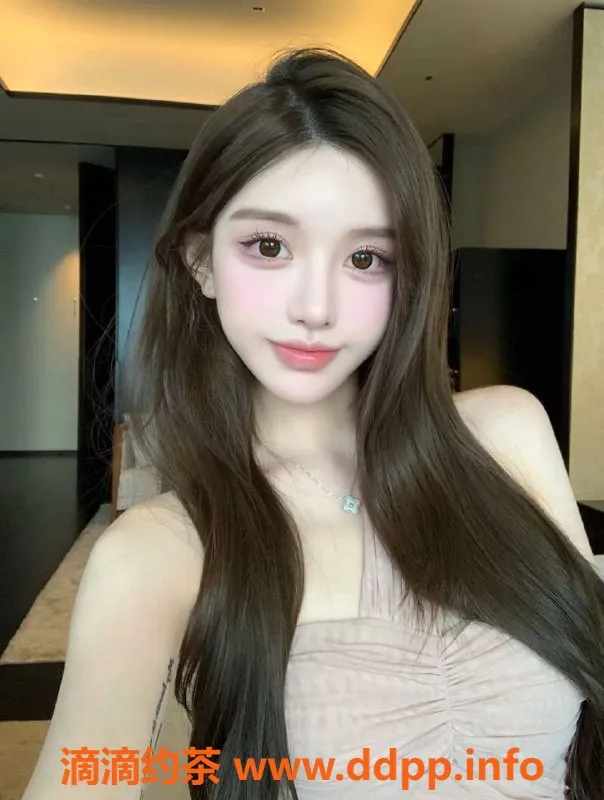 深圳楼凤-南山御姐雨微，1300p 制服舌吻服务