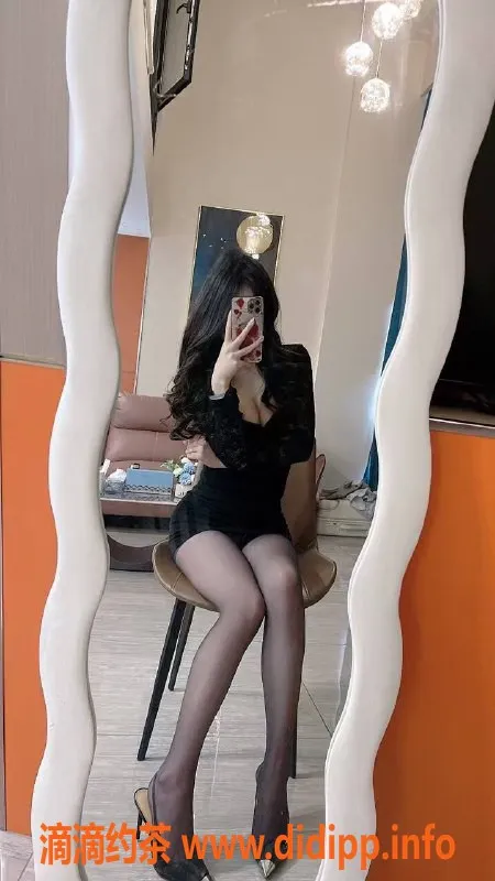 广州楼凤-顺德安琪 168长腿C罩杯 性感服务 800元起