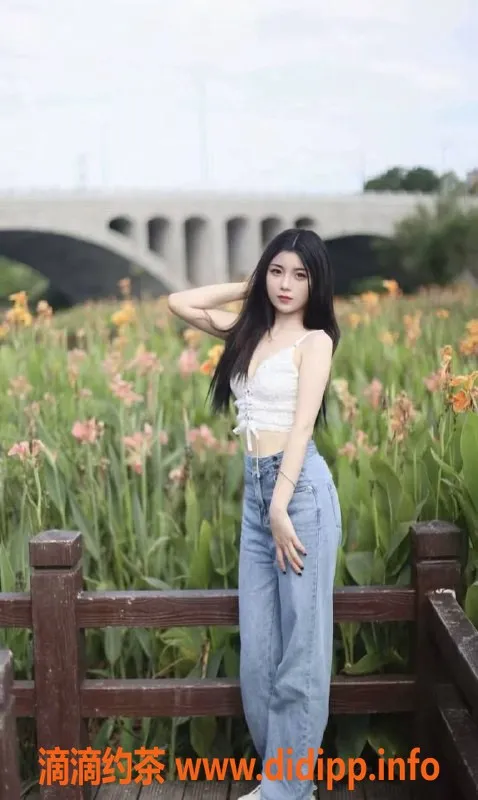 广州楼凤-白云嫩妹柔柔，1000元深喉服务体验