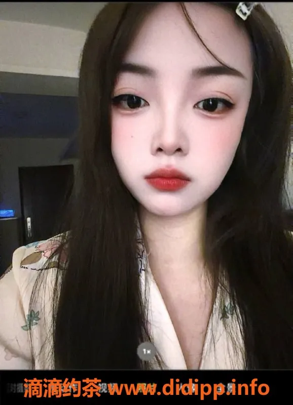 深圳楼凤-福田御姐何宝宝，900P起，舌吻制服服务