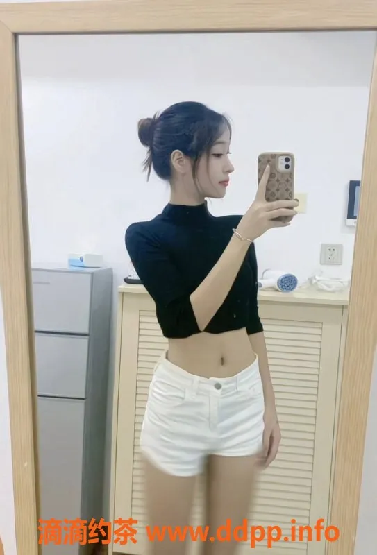 深圳楼凤-坂田嫩妹小敏，1000元起，制服服务超赞