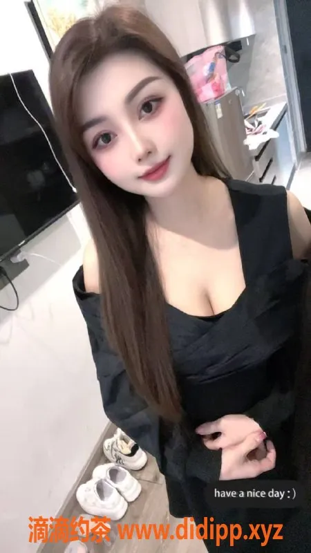 深圳楼凤资源信息,宝安小妖精，24岁170大胸，700起