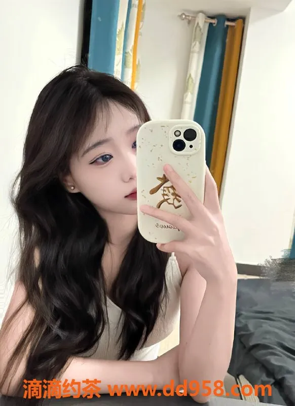 深圳楼凤-宝安小不点，800元便宜服务等你来体验！