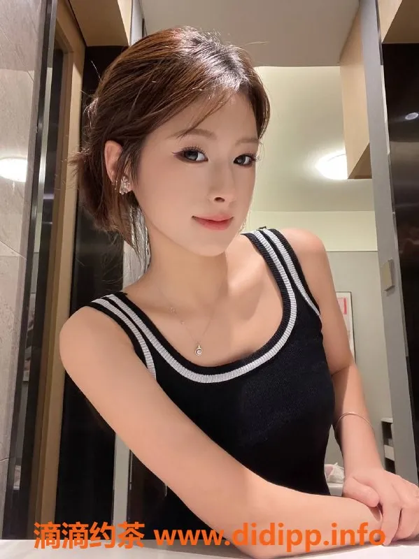 深圳楼凤-龙华小团团，163高挑，45轻盈，1300元/2300元