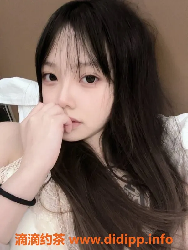 广州楼凤-黄埔小然，700元嫩妹，刺激服务等你来享！