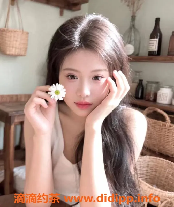 深圳楼凤-福田御姐乔妍，气质非凡，1000起价！