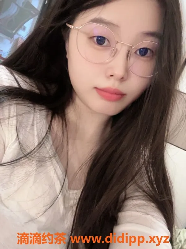 广州楼凤-天河小瑜，600起，激情服务等你来体验