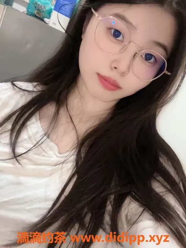 广州楼凤-天河小瑜，600起，激情服务等你来体验