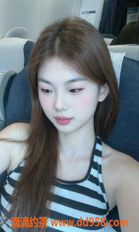 深圳楼凤-龙华小营，茶费1000P 1800PP，私密服务等你体验