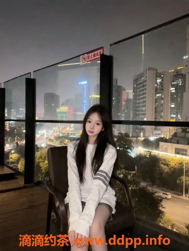 深圳楼凤-龙华嫩妹桃子，899P体验，制服高分推荐！