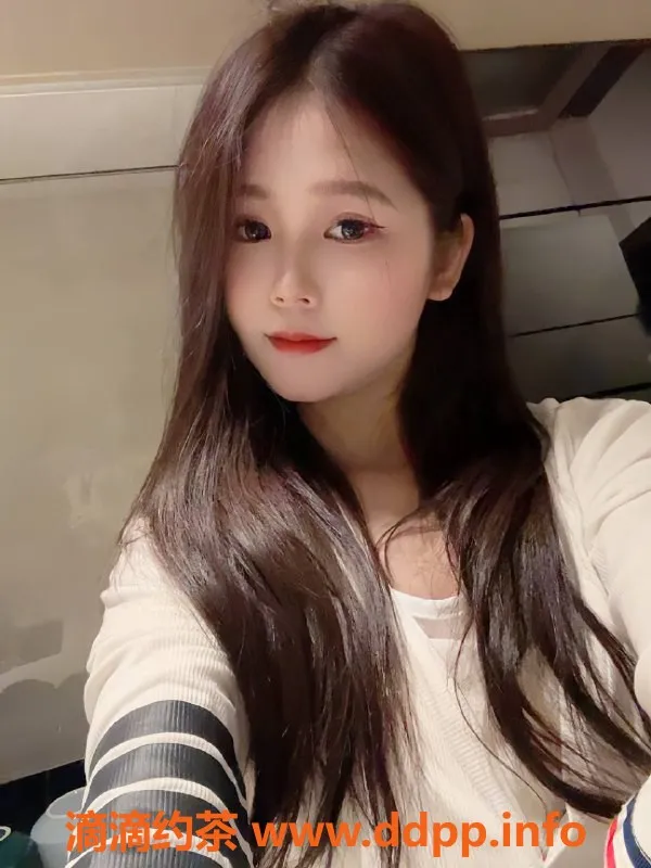 深圳楼凤资源信息,深圳龙华猫猫，18岁165cm，47kg嫩妹，900元起