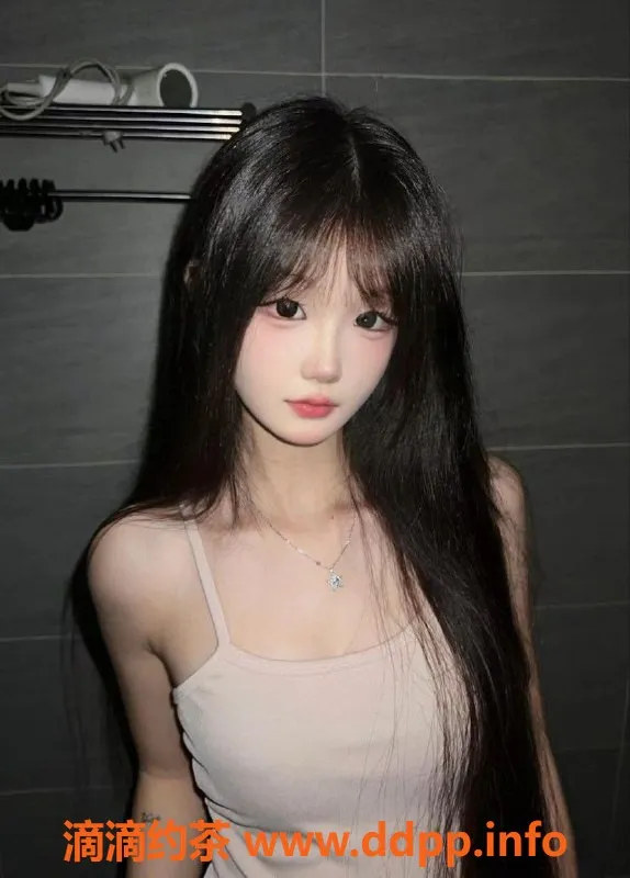 常州楼凤-武进万达南大学妹，167cm，92斤，800元起