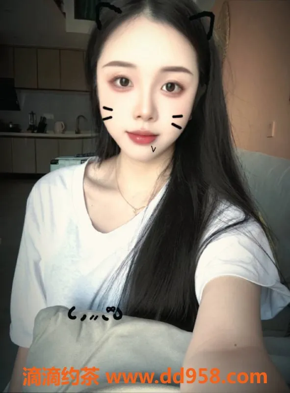 广州楼凤-天河莹莹，高挑美腿、制服诱惑，600元体验