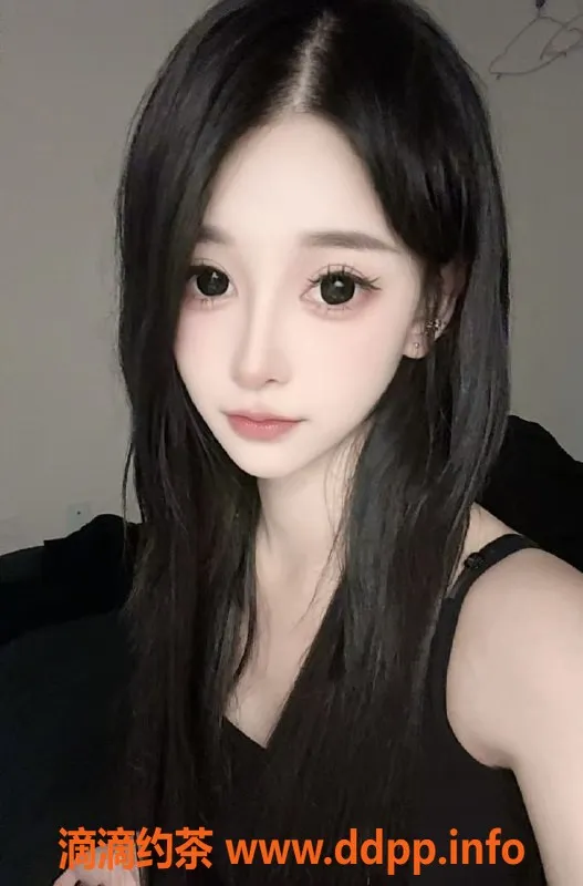 深圳楼凤-南山嫩妹小宝，800P起，制服诱惑等你来体验