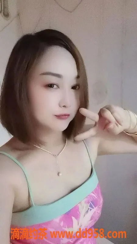 广州楼凤-黄埔艺名颖颖，双飞服务超值体验