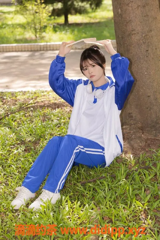 深圳楼凤-福田小爱同学，160高50轻盈，800起步