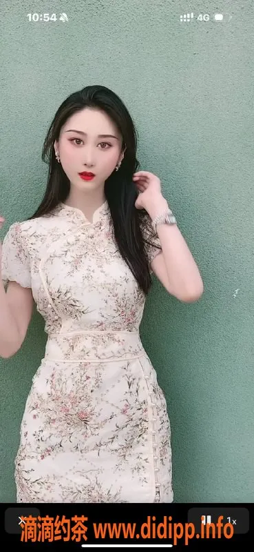 深圳楼凤-南山御姐白夏，制服魅力、超高推荐！