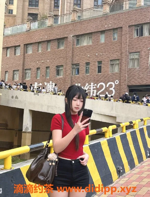 深圳楼凤-福田妙妙，162cm，45kg，性感嫩妹服务