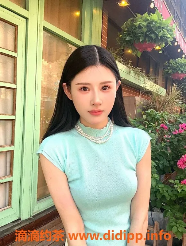 深圳楼凤-福田橙橙，颜值与服务兼具的女神