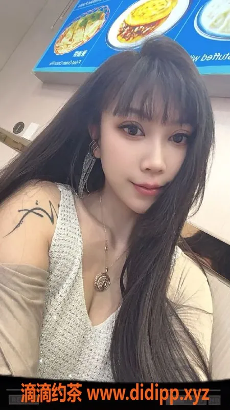 广州楼凤-顺德果果，70斤少妇，700P鸳鸯浴服务