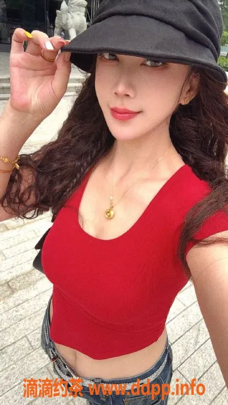 广州楼凤-顺德果果，70斤少妇，700P鸳鸯浴服务