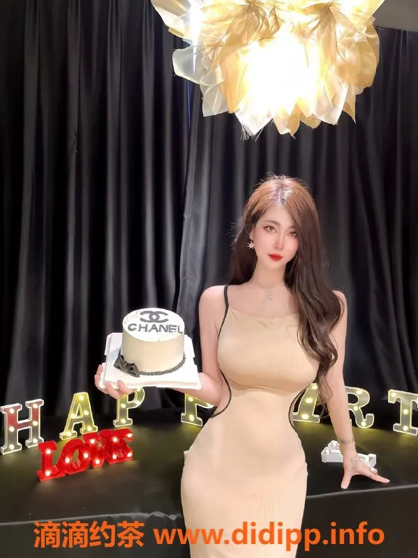 成都楼凤-成华区萝拉，身材火辣，服务超赞！