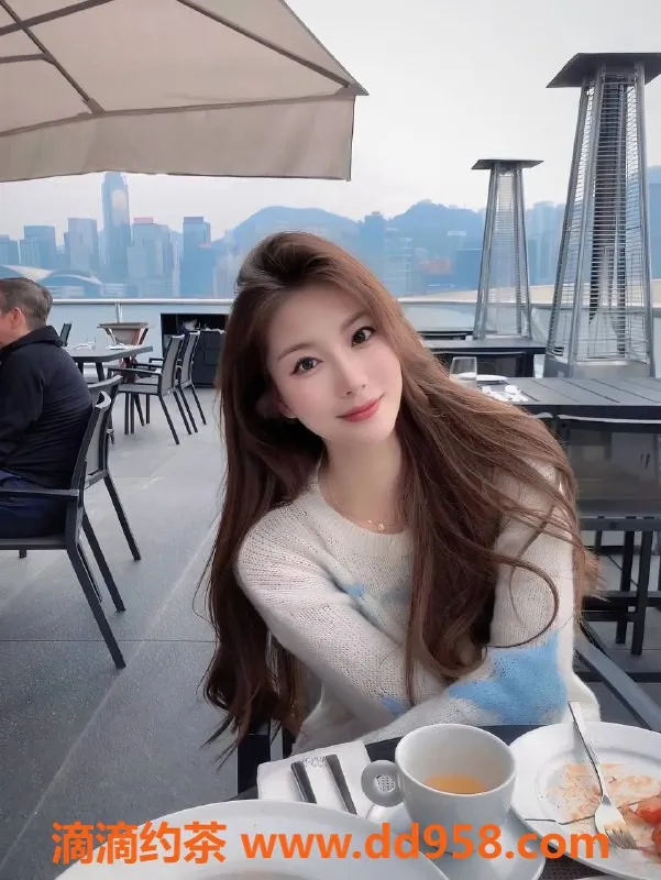 深圳楼凤资源信息,福田顾小姐，24岁165cm，46kg大胸佳人仅988起